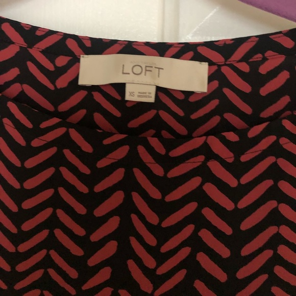 LOFT Blouse - Picture 2 of 3